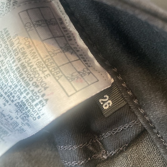 NWT Guess performance denim jagging second skin, extreme stretch pants NWT - Picture 12 of 16